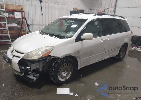 2006 Toyota Sienna Xle z USA, uszkodzony, nr VIN 5TDZA22C26S507995